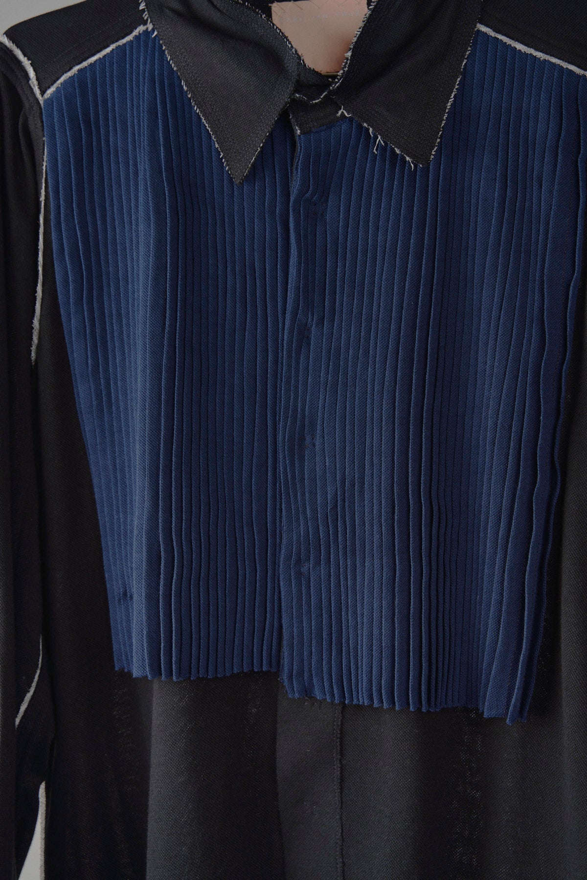 Dakila Tupi Long Sleeves